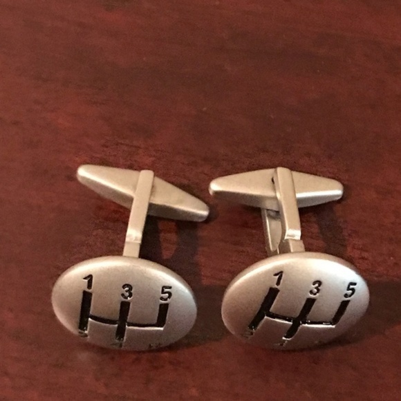 5-Speed Gear Shift Cufflinks - Picture 2 of 2